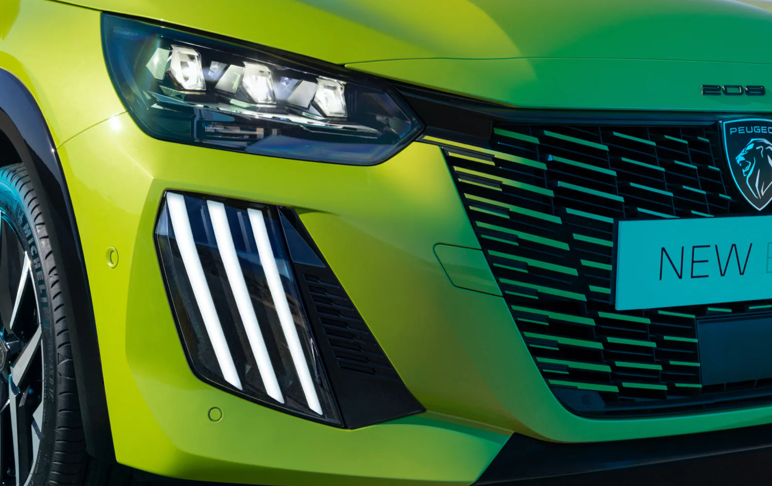 PEUGEOT 208 1.5 BlueHDi 100 Allure