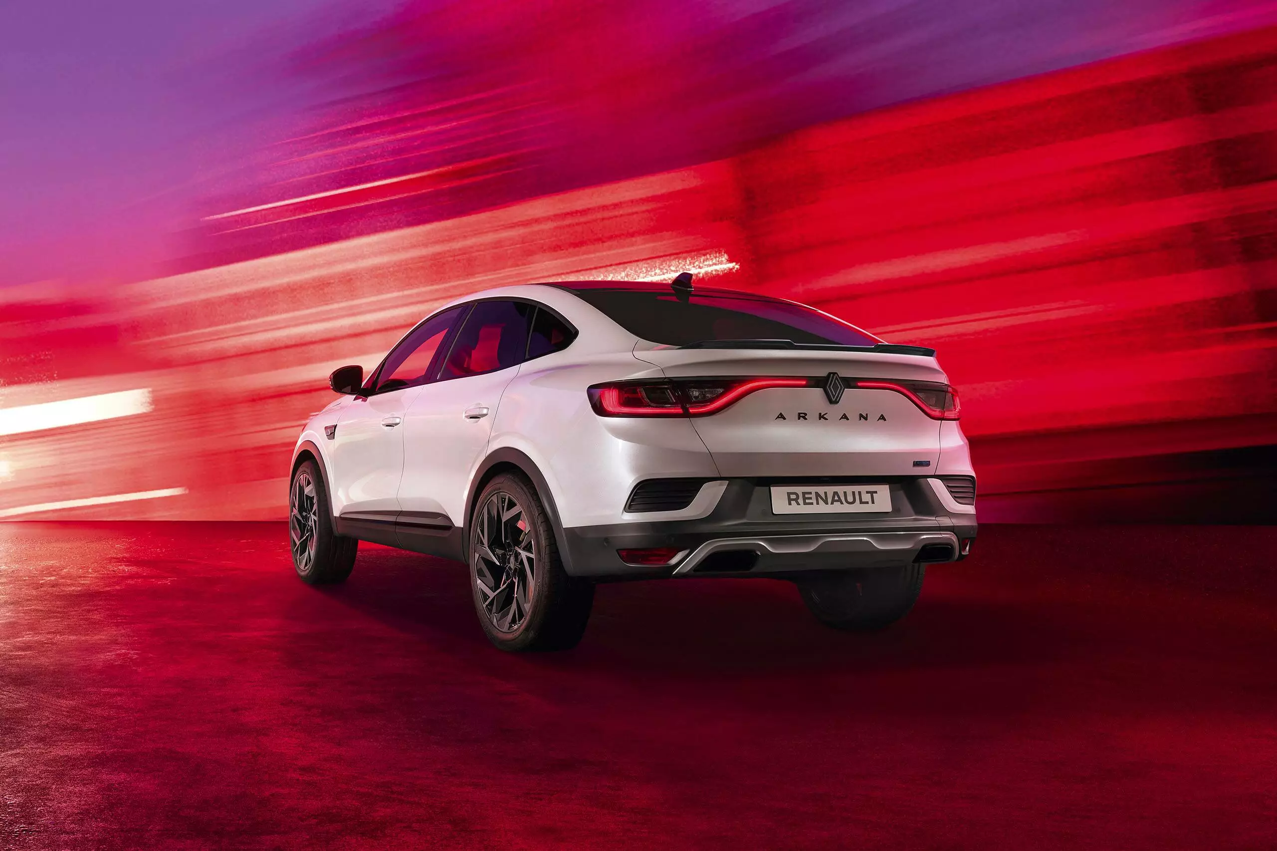 RENAULT Arkana 1.6 E-Tech 145 HEV Techno