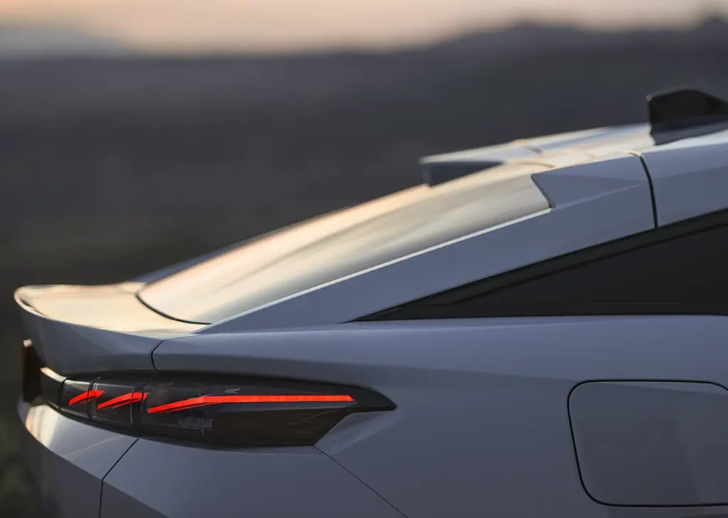 PEUGEOT 408 1.2 Hybrid 145 AT Allure