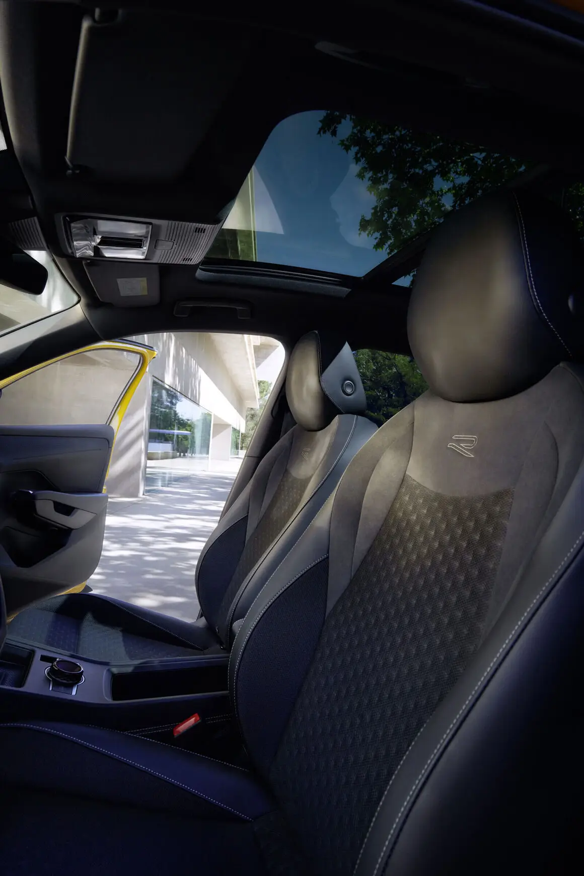 VOLKSWAGEN T-Roc 2.0 TDI 150 DSG Design+