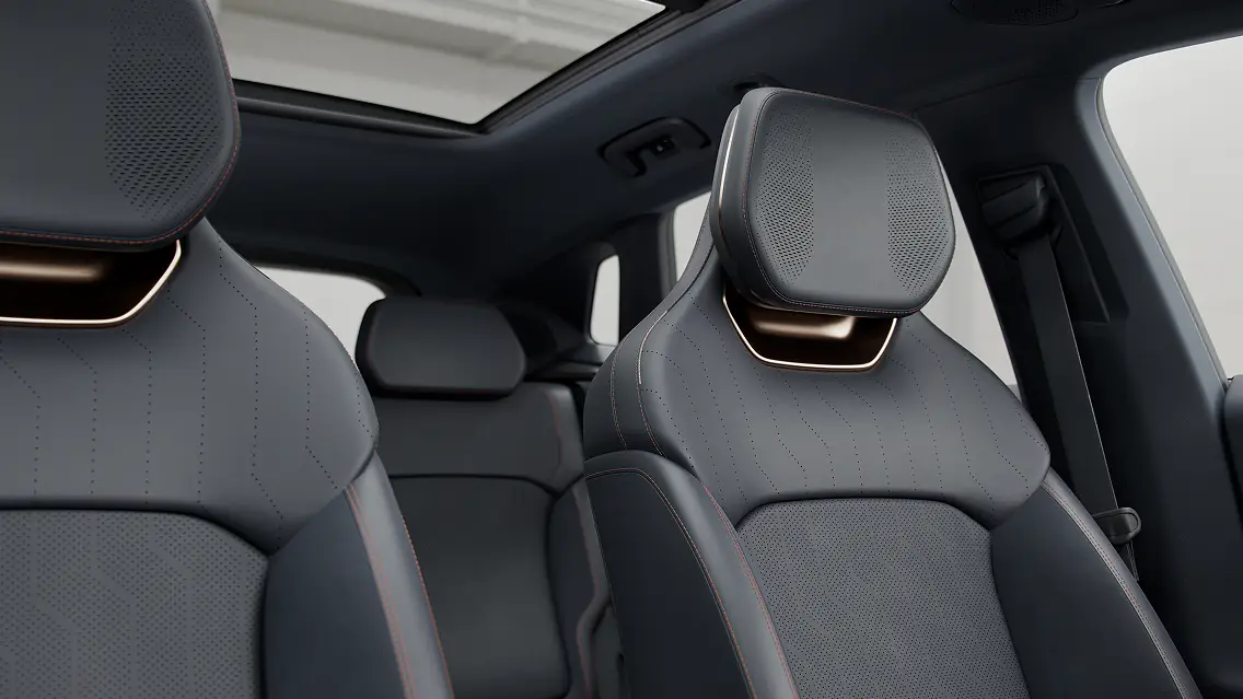 LYNK & CO 08 1.5 T 380 PHEV