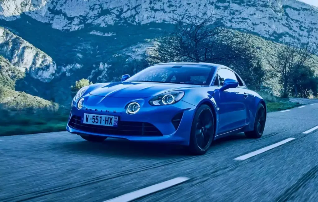 Alpine A110 : le retour d’une légende sur les routes marocaines