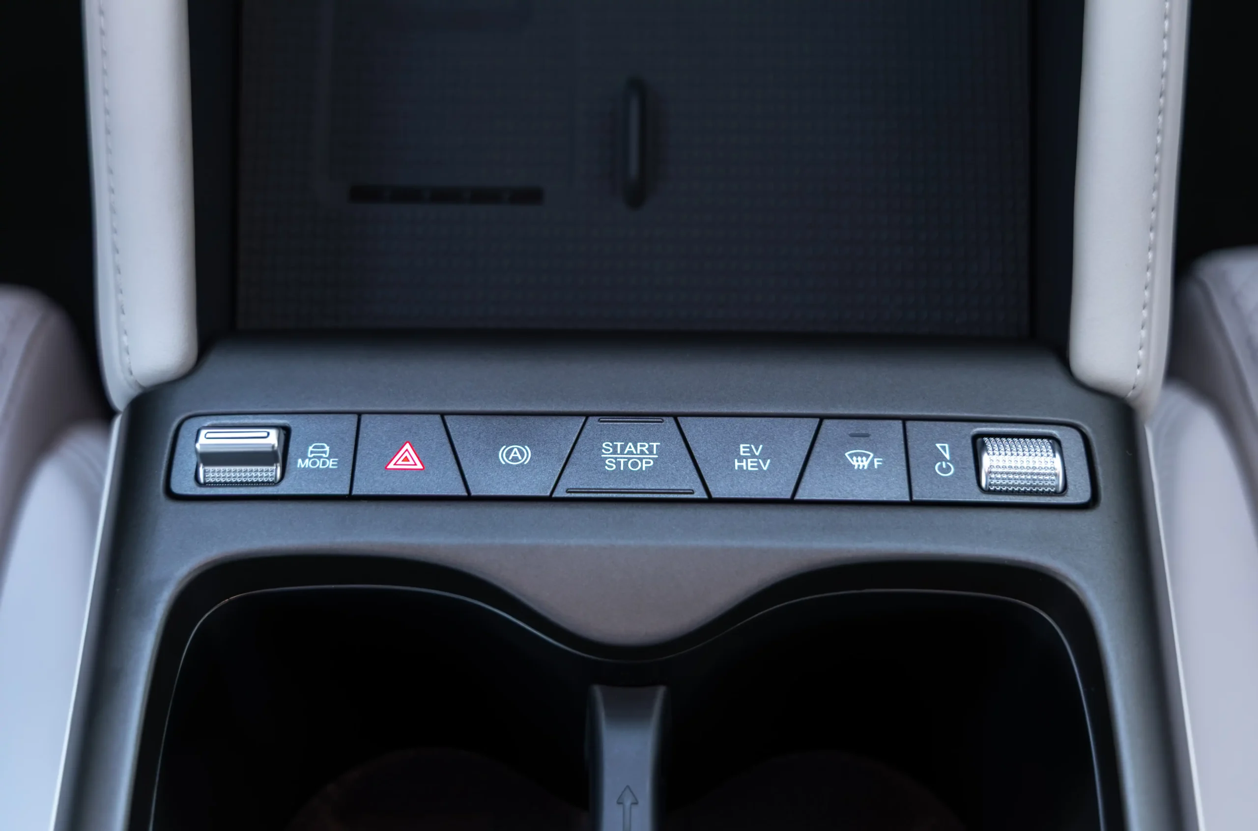 BYD ATTO 2 PHEV 1.5 DM-i 212 AT Design