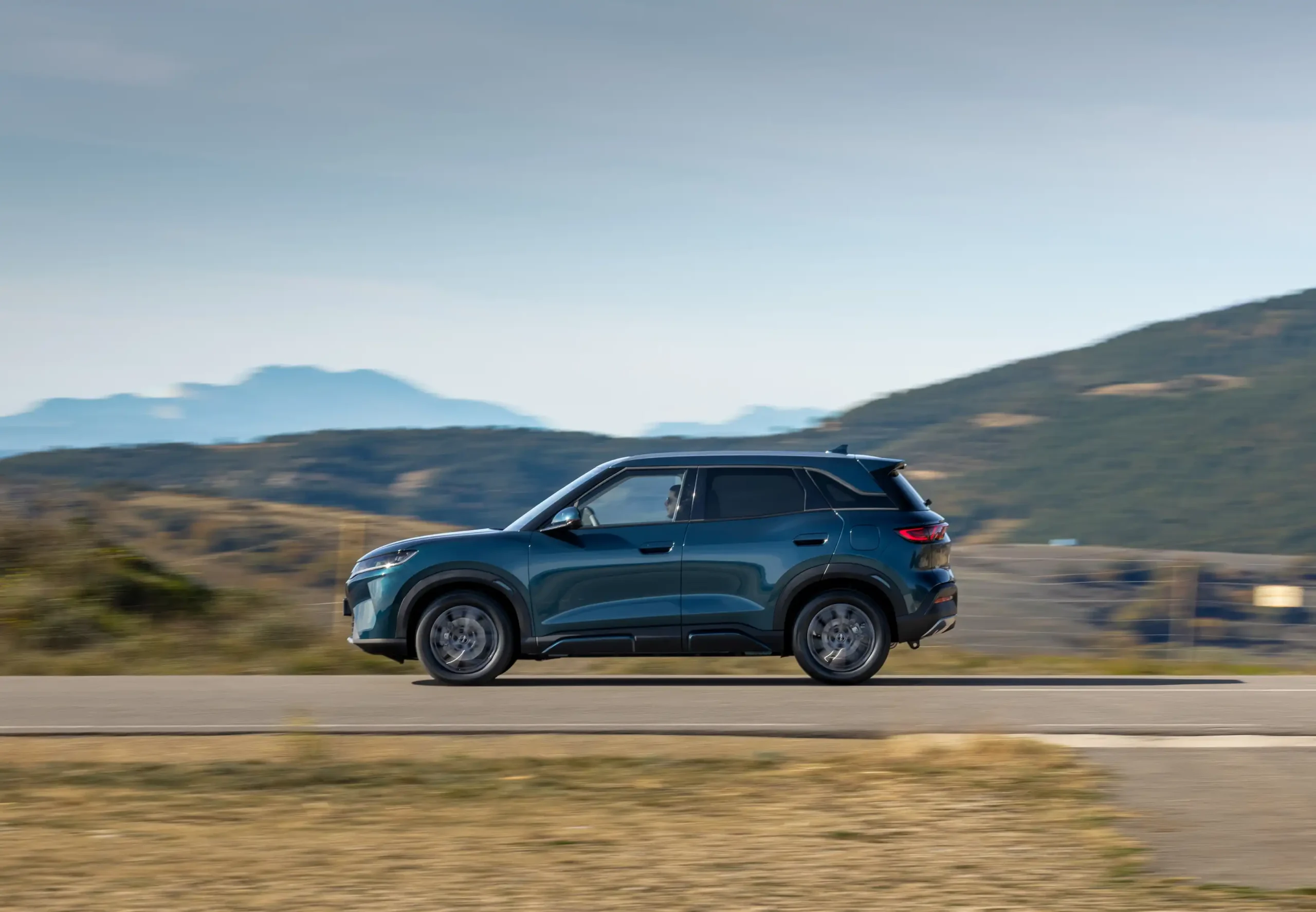 BYD ATTO 2 PHEV 1.5 DM-i 212 AT Design