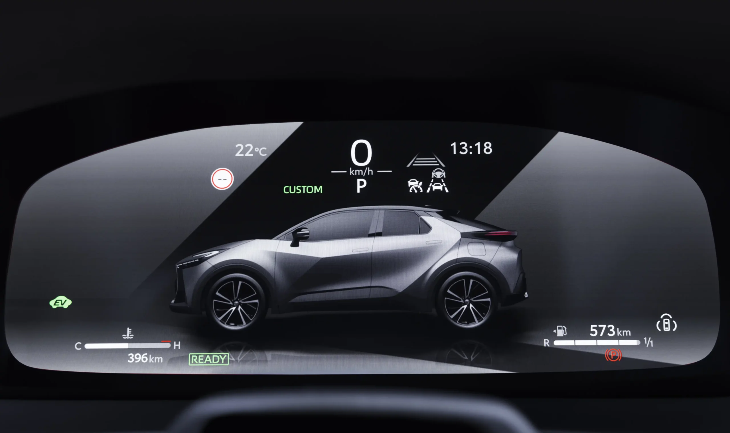 TOYOTA C-HR 1.8 HEV 140 AT Distinctive+