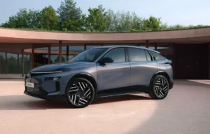 Nouvelle Lancia Gamma : jusqu’à plus de 740 km d’autonomie en version électrique