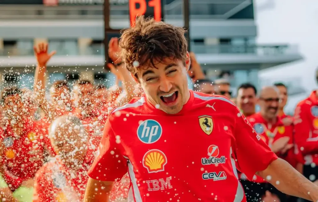 F1 : Charles Leclerc triomphe à Silverstone lors d'un Grand Prix de Grande-Bretagne à rebondissements