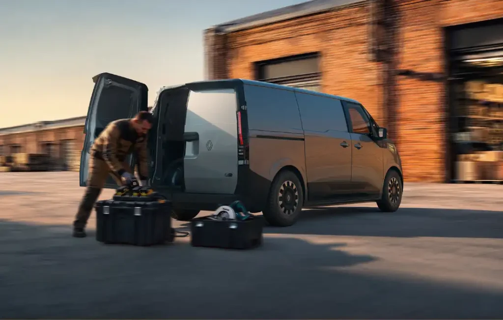 Renault présente à Hanovre le Nouveau Trafic Van E-Tech electric