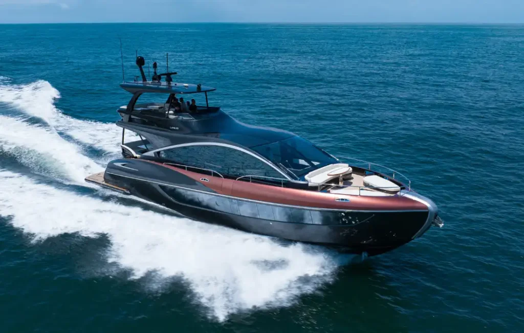 Yacht Lexus LY 680