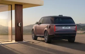 Range Rover Electric : jusqu’à 600 km d’autonomie et un prix de départ à 161.500 euros